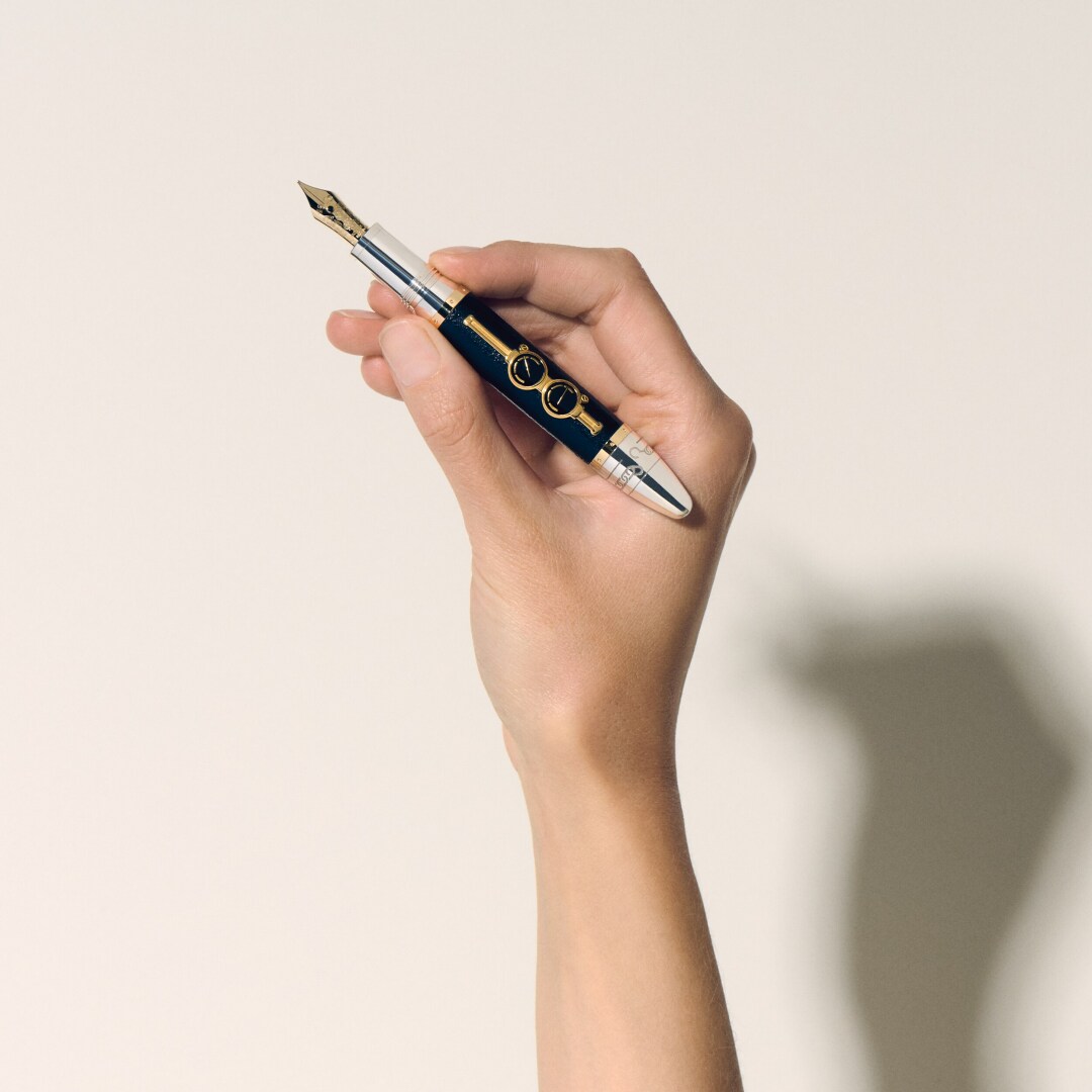 大班系列《八十天环游地球》限量款书写工具
（全球811支）