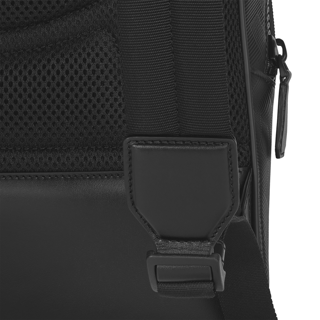  风尚3.0系列M扣双肩包 经典黑
