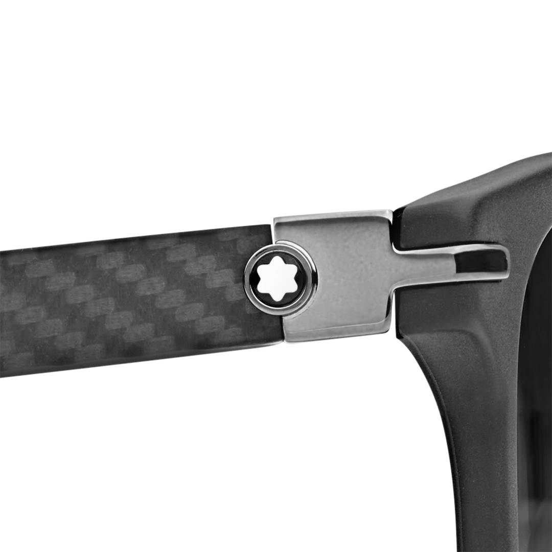 配备黑色醋酸纤维镜框的方形太阳镜