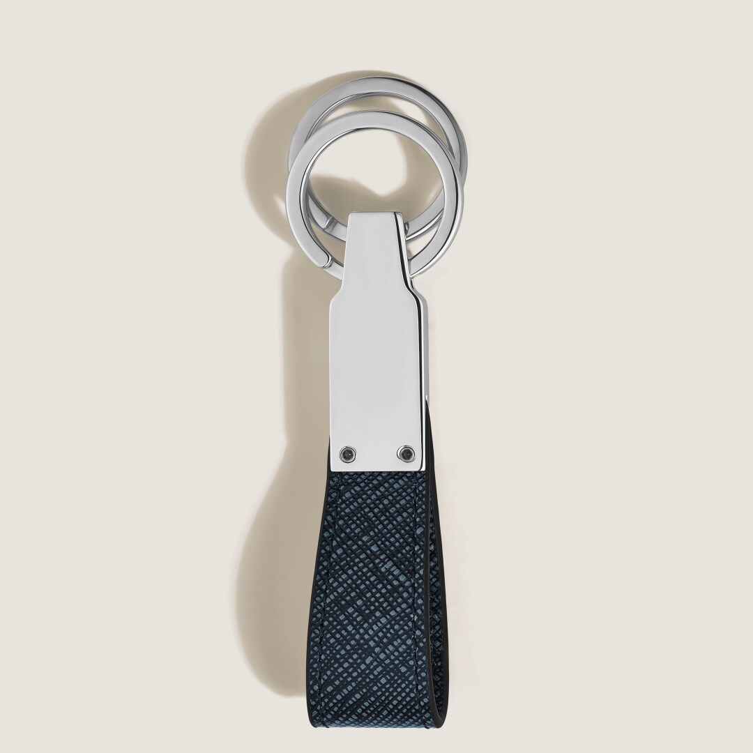 Sartorial loop key fob