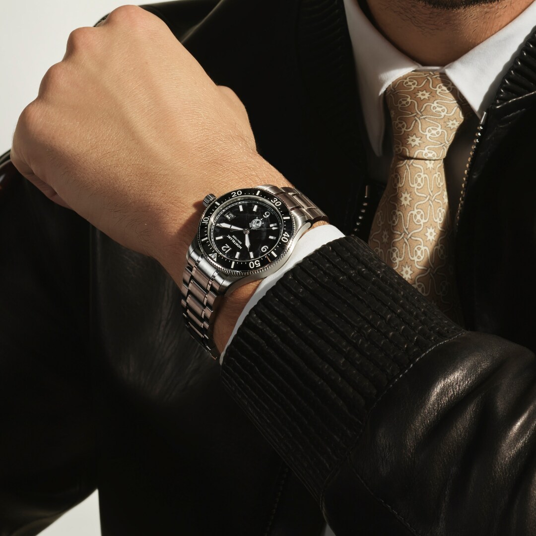 万宝龙冰川系列潜水无氧腕表