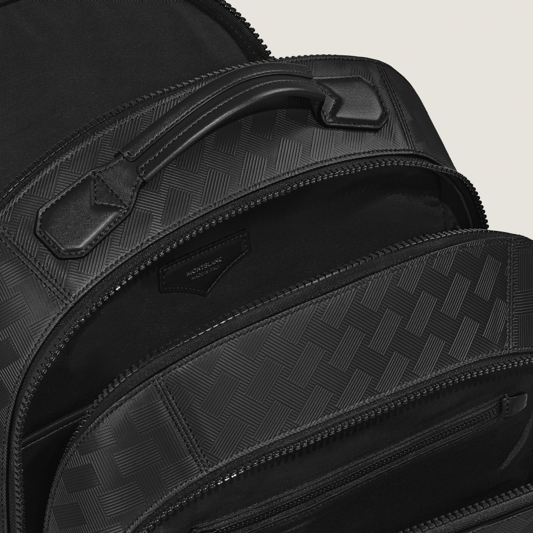 风尚3.0系列大号双肩包 经典黑