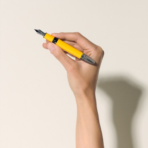 著名人物系列致敬恩佐·法拉利特别款墨水笔 摩德纳黄