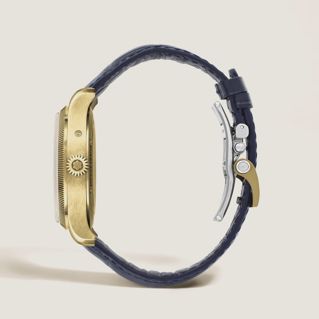 美耐华年历世界时腕表（全球30枚）