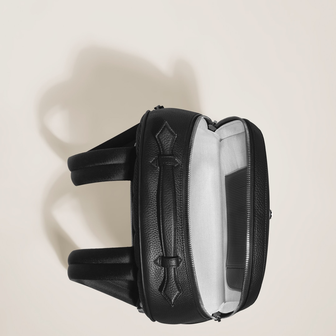 软皮精选系列双肩包 经典黑