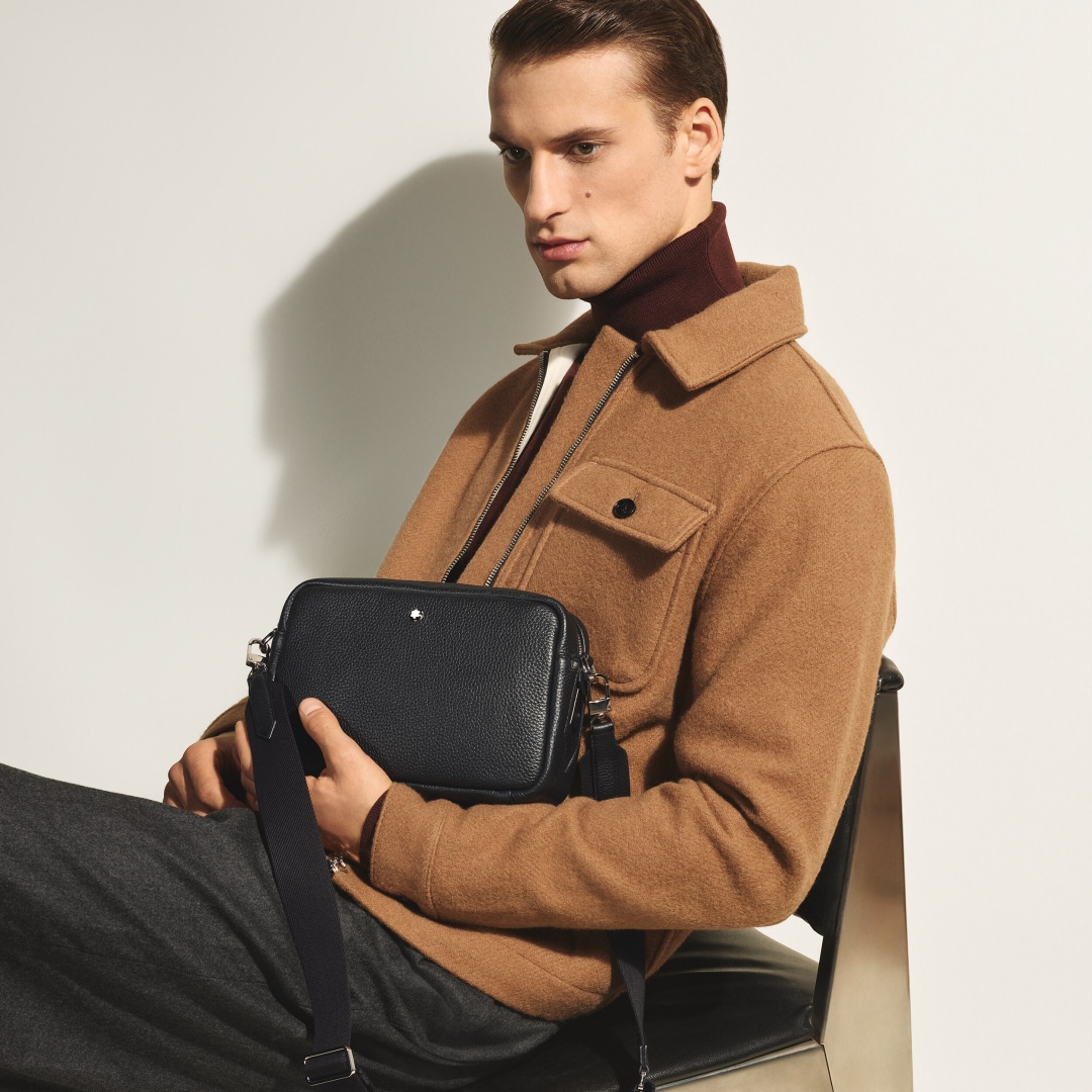 粒纹相机包 经典黑